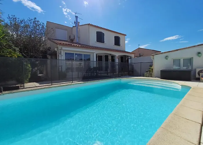 Belle Piscine 3chbres,proche Centre Villa